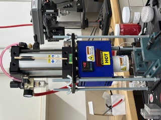 Desktop injection mold machine